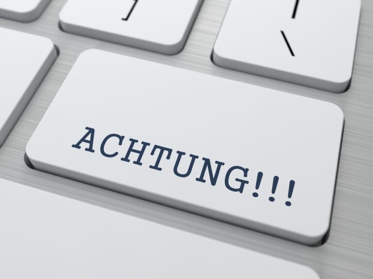 photodune-4873405-achtung-button-on-keyboard